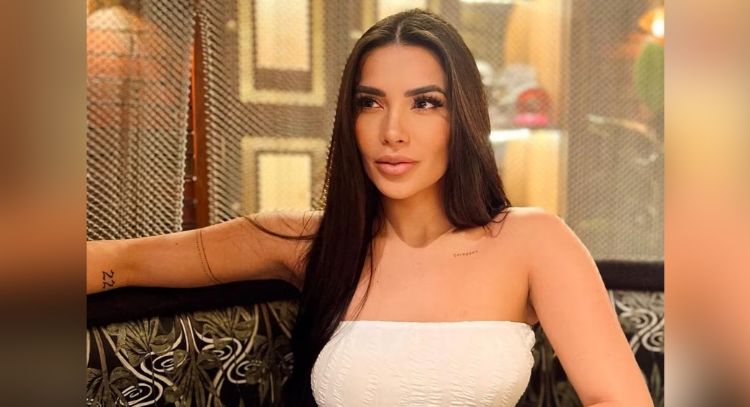 Dania Méndez saca el glamour con arriesgado vestido plata y enamora a sus seguidores de Instagram