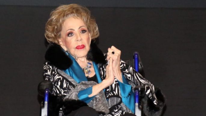 Silvia Pinal preocupa a sus fans al mostrarse dispersa y olvidar la muerte de Ignacio López Tarso