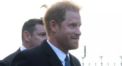 El príncipe Harry aparece sorpresivamente en Londres en una demanda masiva contra los medios