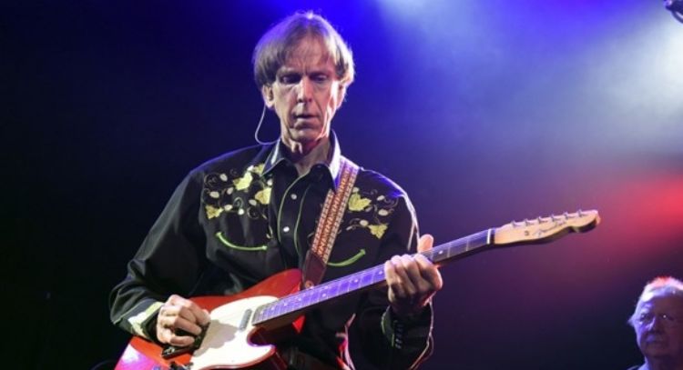 Muere a los 70 años el músico Tom Leadon, confundador de la banda Mudcrutch; este es su legado