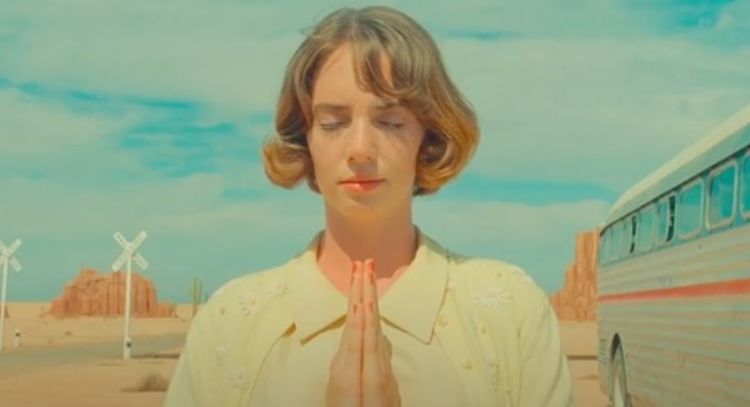 Maya Hawke, Steve Carell y más protagonizan el trailer de 'Asteroid  City', lo nuevo de Wes Anderson
