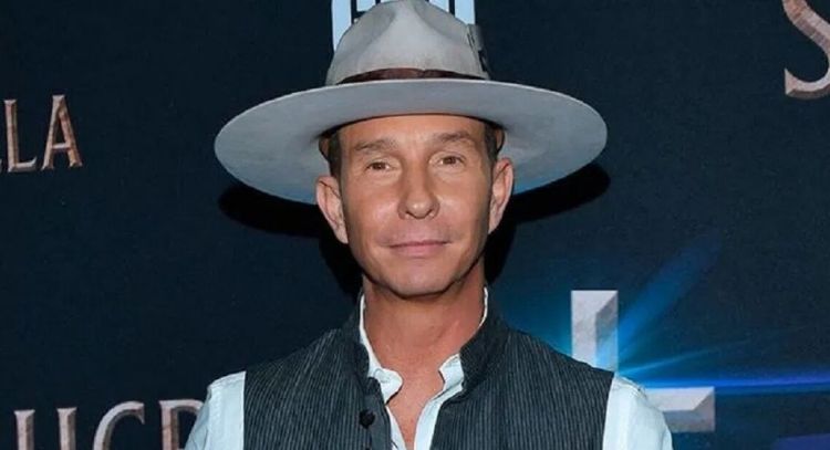 Erik Rubín habla sobre supuesta infidelidad con conductora: "Nos agarraron con las manos en la masa"