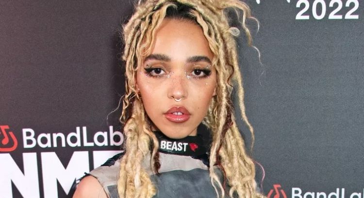 FKA Twigs revela que está saliendo con este artista tras demanda por abuso contra Shia LaBeouf