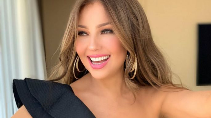 Thalía no se limita y demuestra cómo lucir radiante con este coqueto 'look' de día; así lo presume