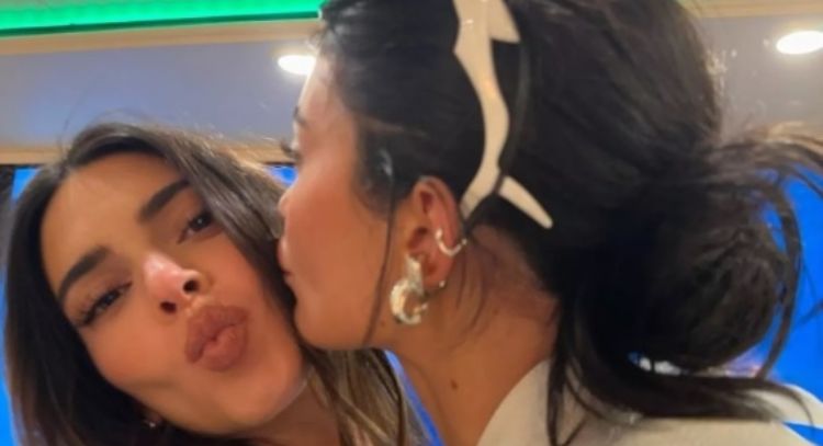 Kylie Jenner es vista junto  su hermana Kendall en Coachella tras el rumor de romance con Bad Bunny