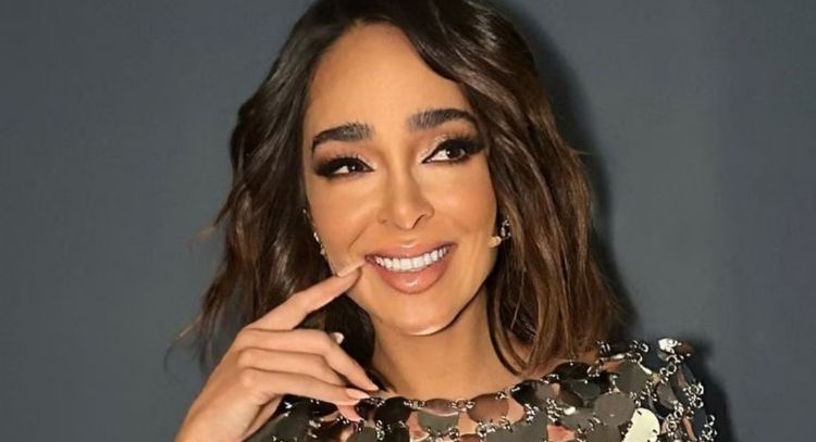 Manelyk González pone a volar la imaginación de sus seguidores en Instagram al aparecer en el sofá
