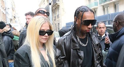 Avril Lavigne abraza a Tyga en el escenario mientras realiza pruebas de sonido para su concierto final