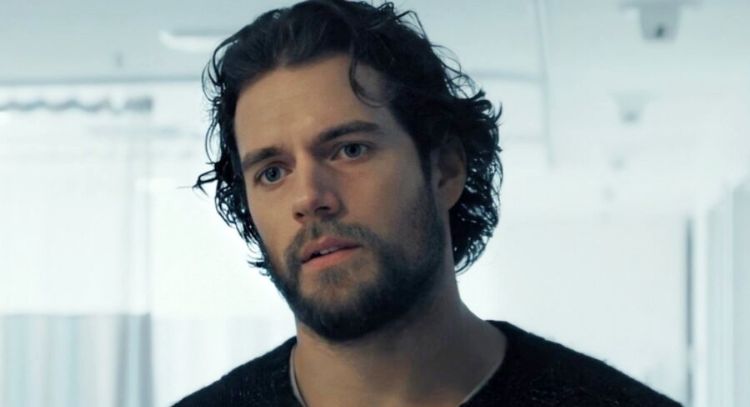 Henry Cavill está en conversación para una película de ciencia ficción del director Danny Boyle