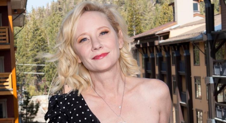 Anne Heche, quien murió debido a un terrible accidente, es enterrada en pleno Día de la Madre en EU
