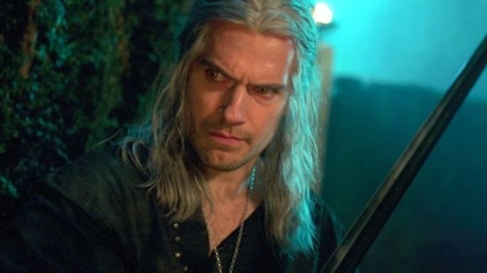 Anya Chalotra dice que Henry Cavill es una parte crucial de 'The Witcher' antes de su salida