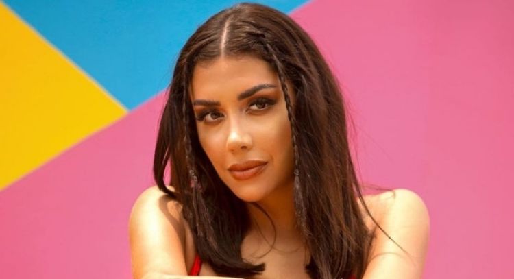 Instagram: Karime Pindter presume su estilo con ajustado vestido que destaca sus curvas; así luce