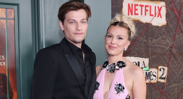 Jon Bon Jovi habla sobre el compromiso de su hijo Jake con Millie Bobby Brown de 'Stranger Things'