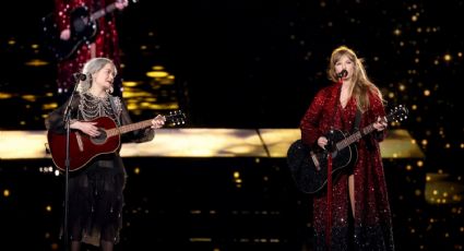 Taylor Swift y Phoebe Bridgers unen fuerzas para interpretar el tema 'Nothing New' en Nashville