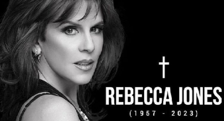 Se cumple su última voluntad: Así fue el homenaje póstumo a Rebecca Jones entre flores y champagne
