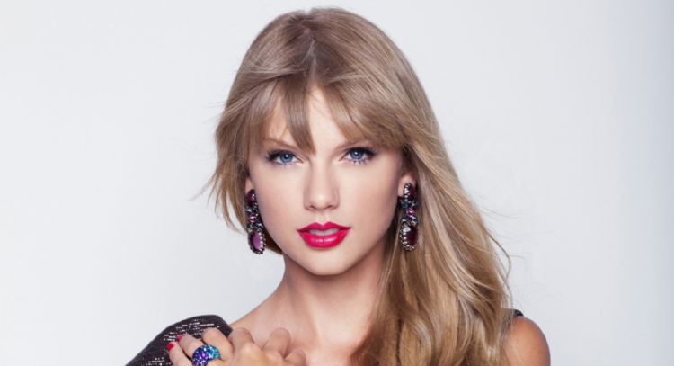 Terrible: Taylor Swift anula membresía de prestigiado club por filtrar fotos con su ex Matty Healy