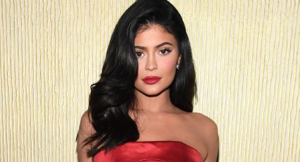 FOTO: Kylie Jenner luce encantador vestido negro y deleita a sus adíeles seguidores de Instagram