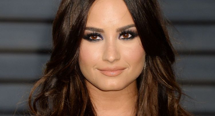 Demi Lovato niega los rumores de compromiso con su novio y aclara cómo se encuentra su relación