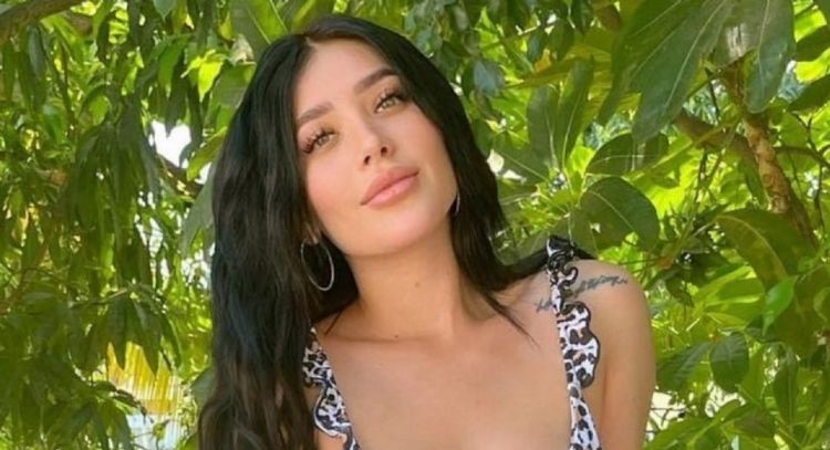 FOTO: Brenda Zambrano deslumbra Instagram con un atrevido bañador negro desde la alberca
