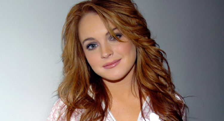 Lindsay Lohan revela el sexo de su primer bebé junto a su esposo Bader Shammas y sus fans celebran