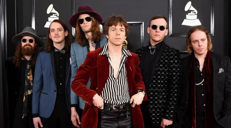 Cage the Elephant Desata su Frenesí con el Electrizante Sencillo "Neon Pill"