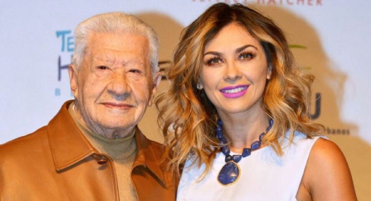 Aracely Arámbula recibe un valioso y sentimental obsequio del legado de Ignacio López Tarso
