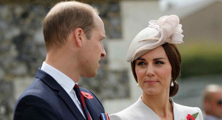 Kate Middleton se muestra cariñosa con el príncipe William en evento público y sorprende a todos