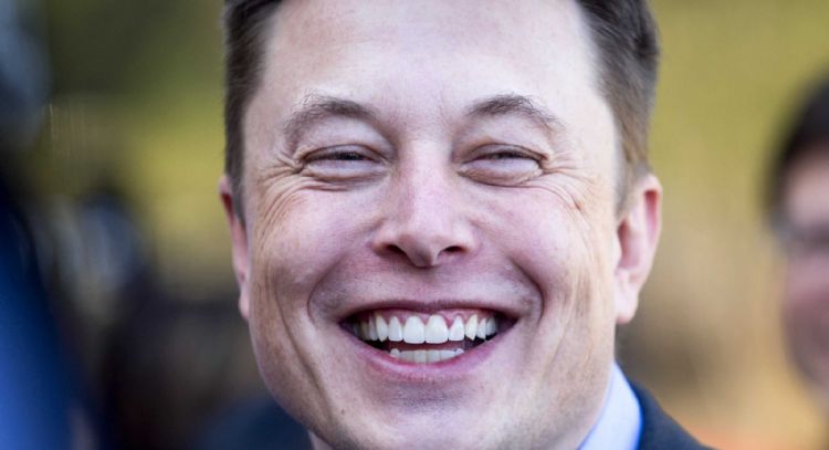 La supuesta amante de Elon Musk se sincera sobre su relación y divorcio en una exclusiva entrevista