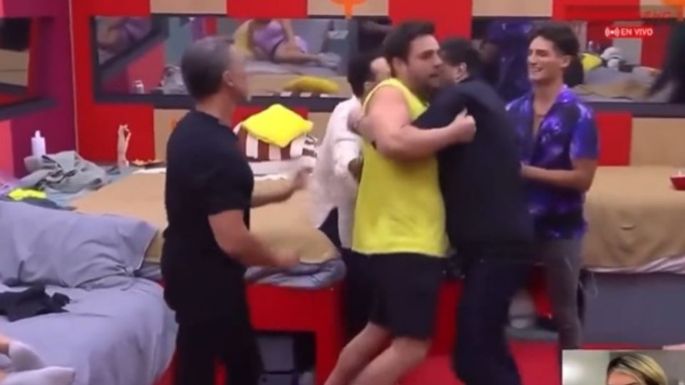 Paul Stanley se le lanza a los golpes a Sergio Mayer por esta razón en 'La Casa de los Famosos'