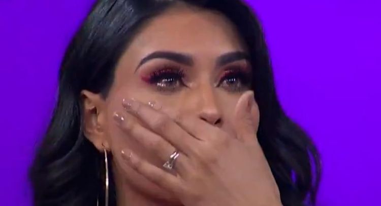 Kristal Silva rompe en llanto al revelar lo que no le gusta de su cuerpo en pleno programa de 'VLA'