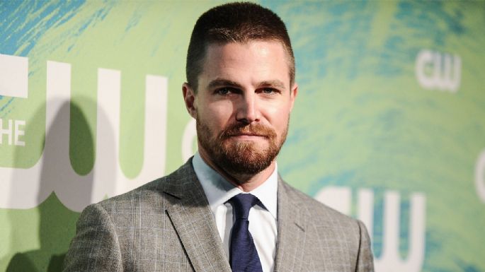 Stephen Amell, actor de 'Arrow', aclara sus comentarios contra la huelga de actores de Hollywood