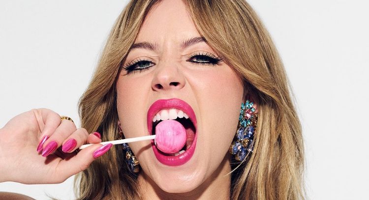 Sydney Sweeney revela sus planes de maternidad y su Ingreso al Universo Cinematográfico de Marvel