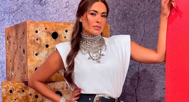 Televisa: Galilea Montijo no se limita y luce este elegante 'look' negro desde el programa 'Hoy'