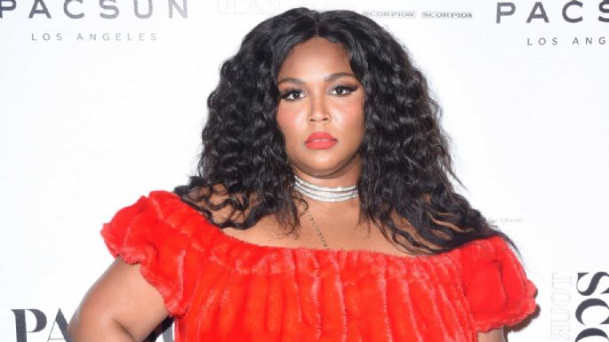 Lizzo niega rompimiento con su novio debido a acusaciones de acoso sexual en contra de ella