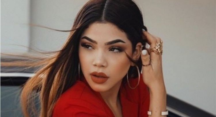 Instagram: Kenia Os no se limita y saca el 'glmaour' con este encantador conjunto de mezclilla