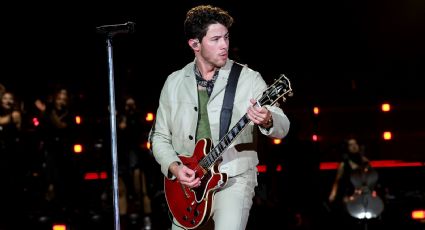 Nick Jonas tiene un terrible accidente en el escenario durante un concierto en Boston; esto pasó