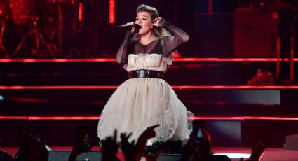 Kelly Clarkson comparte el escenario junto a su hija en un show de Las Vegas; esto sucedió