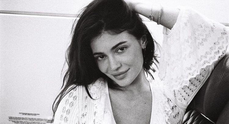 Kylie Jenner lanzará línea de ropa con la que competirá contra sus hermanas Kim y Khloe Kardashian