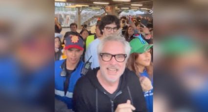 ¡Alfonso Cuarón es swiftie de corazón! El cineasta es captado en el concierto de Taylor Swift