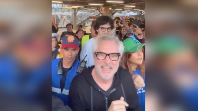 ¡Alfonso Cuarón es swiftie de corazón! El cineasta es captado en el concierto de Taylor Swift