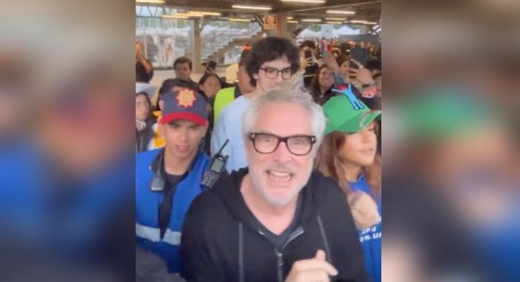 ¡Alfonso Cuarón es swiftie de corazón! El cineasta es captado en el concierto de Taylor Swift