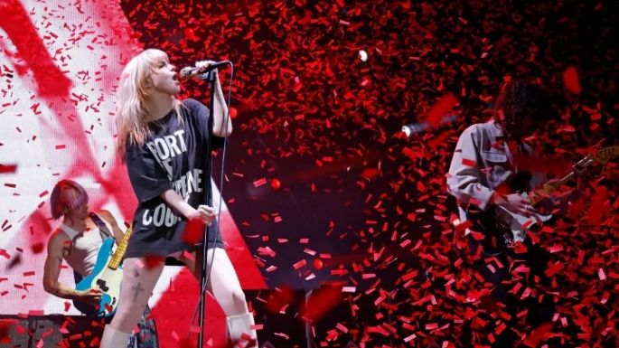 Paramore regresa al estudio tras una fuerte infección pulmonar de la cantante Hayley Williams