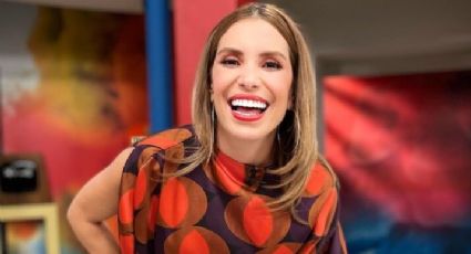 FOTO: Andrea Ecalona llega a Televisa y presume figura en distinguido 'look' claro de temporada