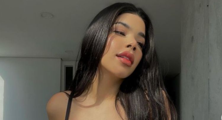 FOTO: Kenia Os posa con este encantador conjunto rojo y le llueven halagos en todo Instagram