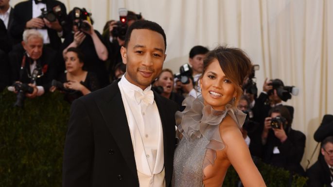 FOTOS: Chrissy Teigen y John Legend renuevan votos en una espectacular ceremonia en Italia