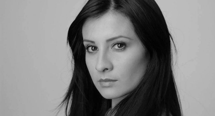 Karla Zapién rompe el silencio y denuncia a Hugo Stiglitz por presunto abuso sexual; tenía 17 años