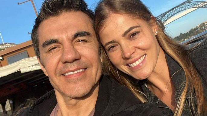 Adrián Uribe no se limita y comparte su felicidad por el embarazo de su esposa; así reacciona