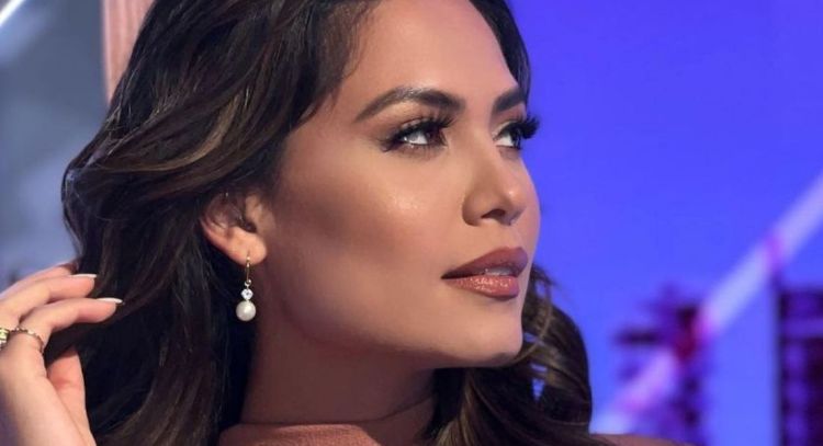 FOTO: Andrea Meza demuestra su belleza con un elegante vestido blanco al estilo 'pincess look'