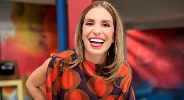Andrea Escalona demuestra cómo lucir radiante desde el programa 'Hoy' y le llueven halagos