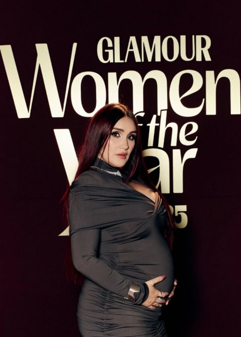 Dulce María comparte cómo vive su embarazo y reacciona a felicitación de los RBD