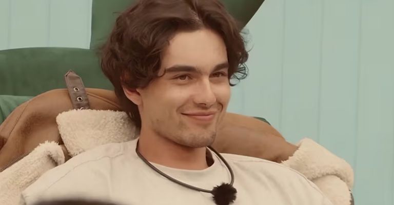 Sergio Mayer explota contra críticas y amenaza con sacar a su hijo de La Granja VIP